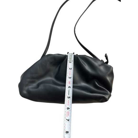 BLACK Ruched Clamshell Structured Crossbody Bag - Picture 7 of 7